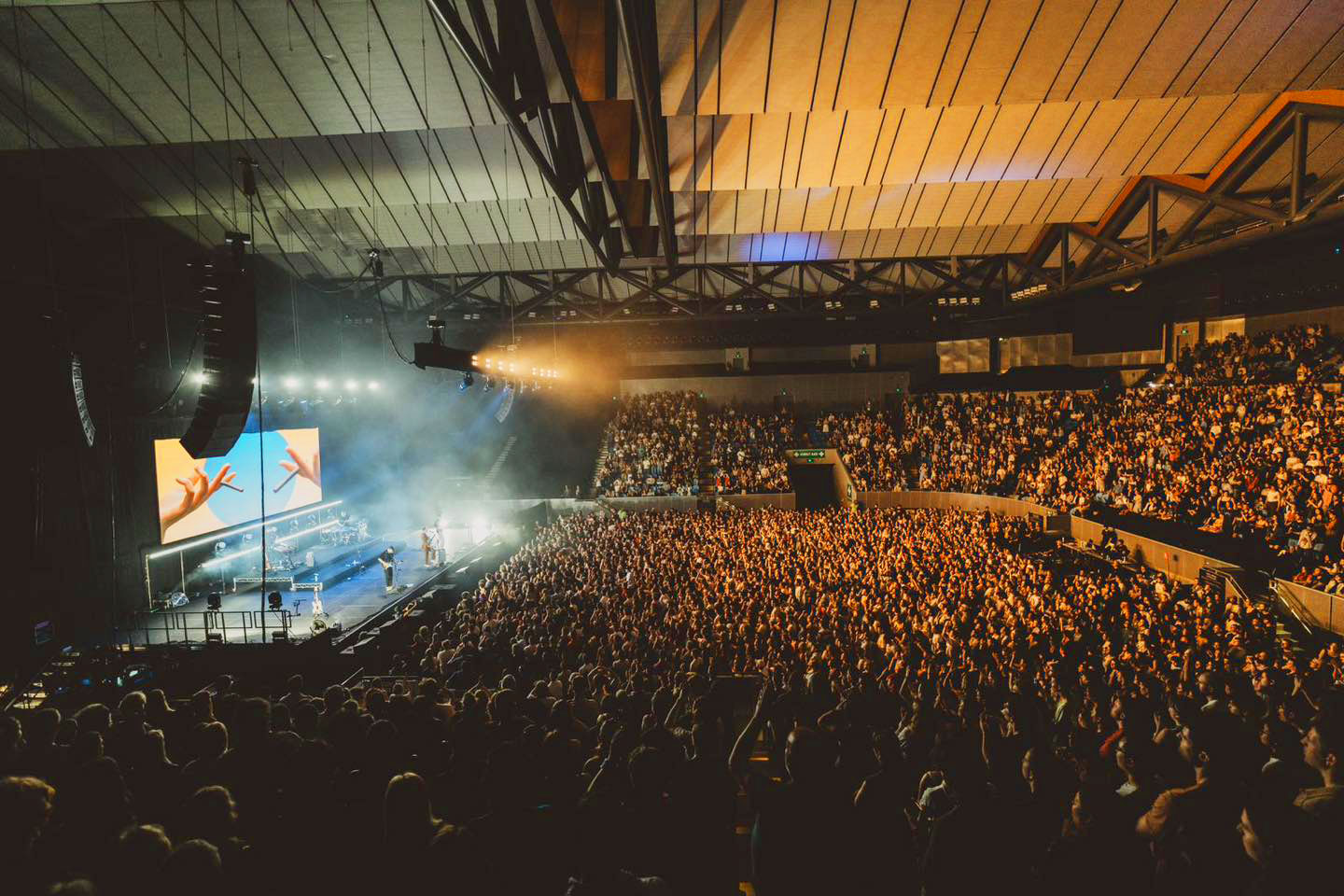 Two-Door-Cinema-Club-1